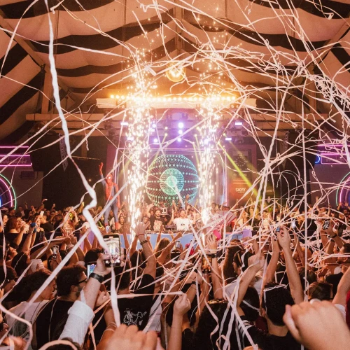 Dubdogz Nostalgia em São Paulo - Ingressos com desconto