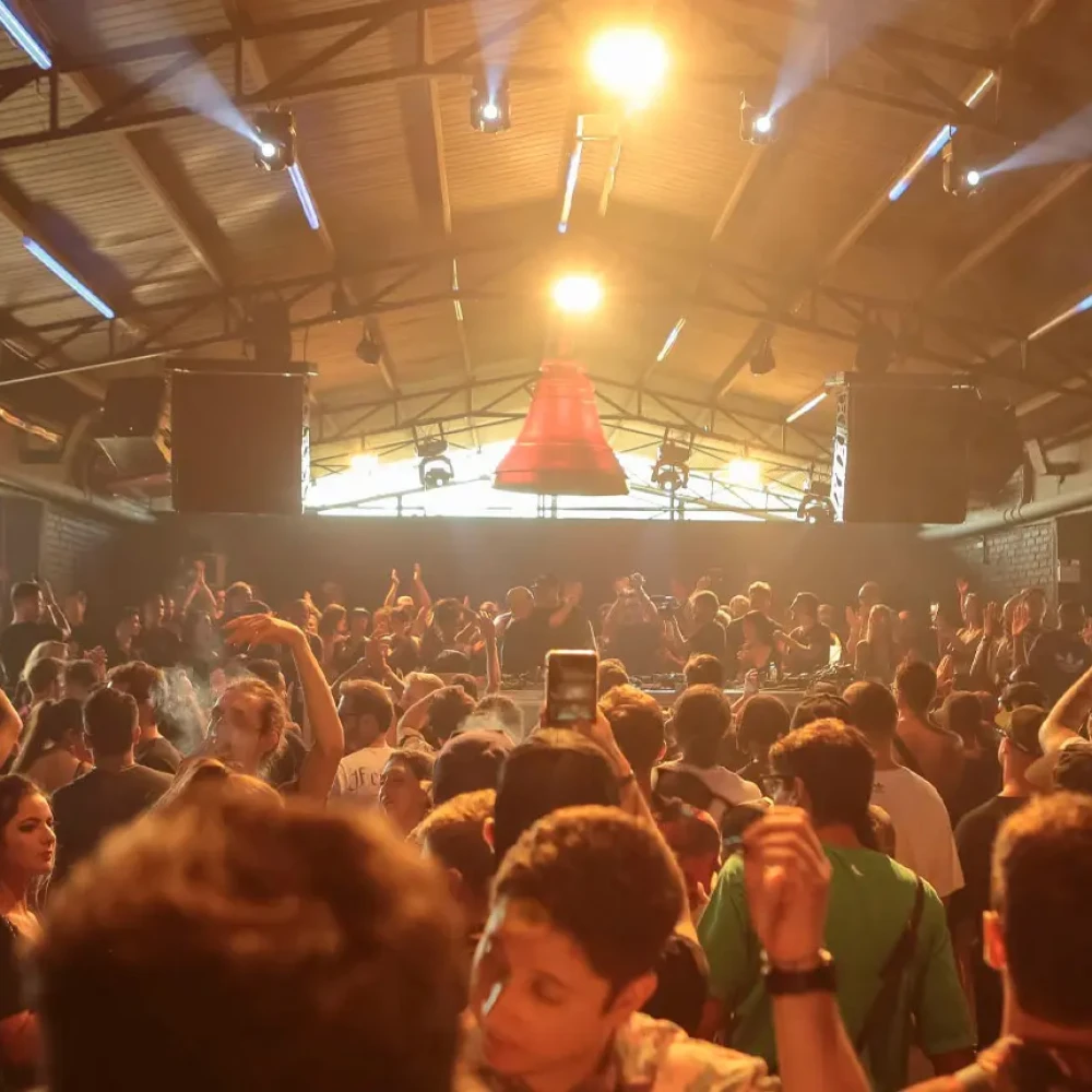 Surreal Park com D-nox, Zac, Waltervelt e mais! Ingressos com desconto