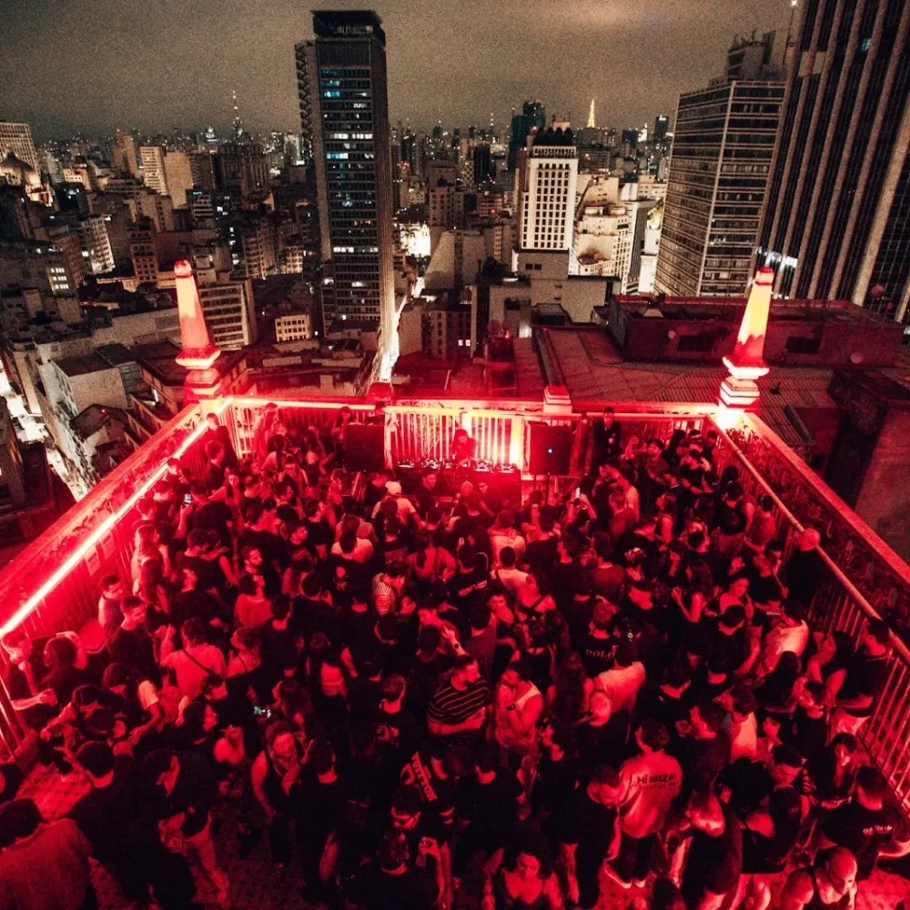 Alma e groove: Heels Of Love realiza novo evento no Edifício Martinelli