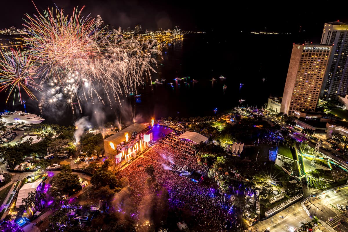 Reviva o Ultra Music Festival 2022 com fotos e 7 sets inesquecíveis