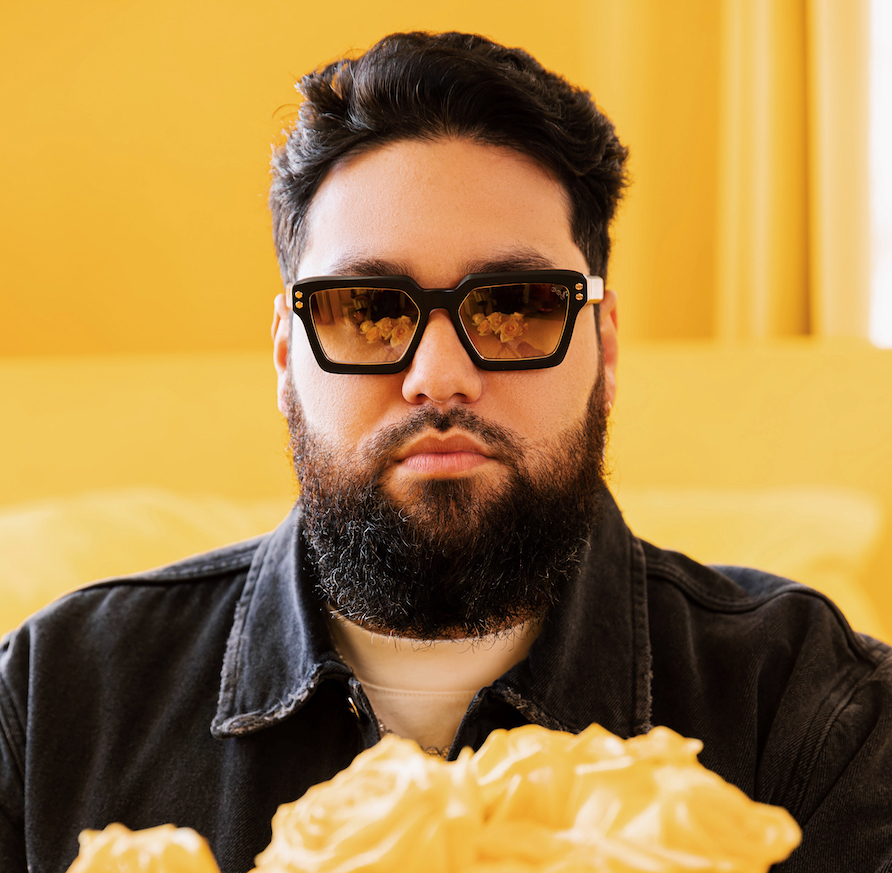 Relembre os hits de Deorro, que desembarca no Brasil para show no Tomorrowland