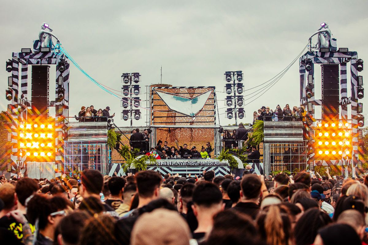 Vintage Culture leva sucesso do Art Car a Goiânia com o projeto "Vintage & Thunder Machine"