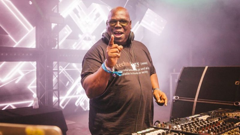 Conheça a relação entre Carl Cox e Ibiza, que revolucionou a música eletrônica