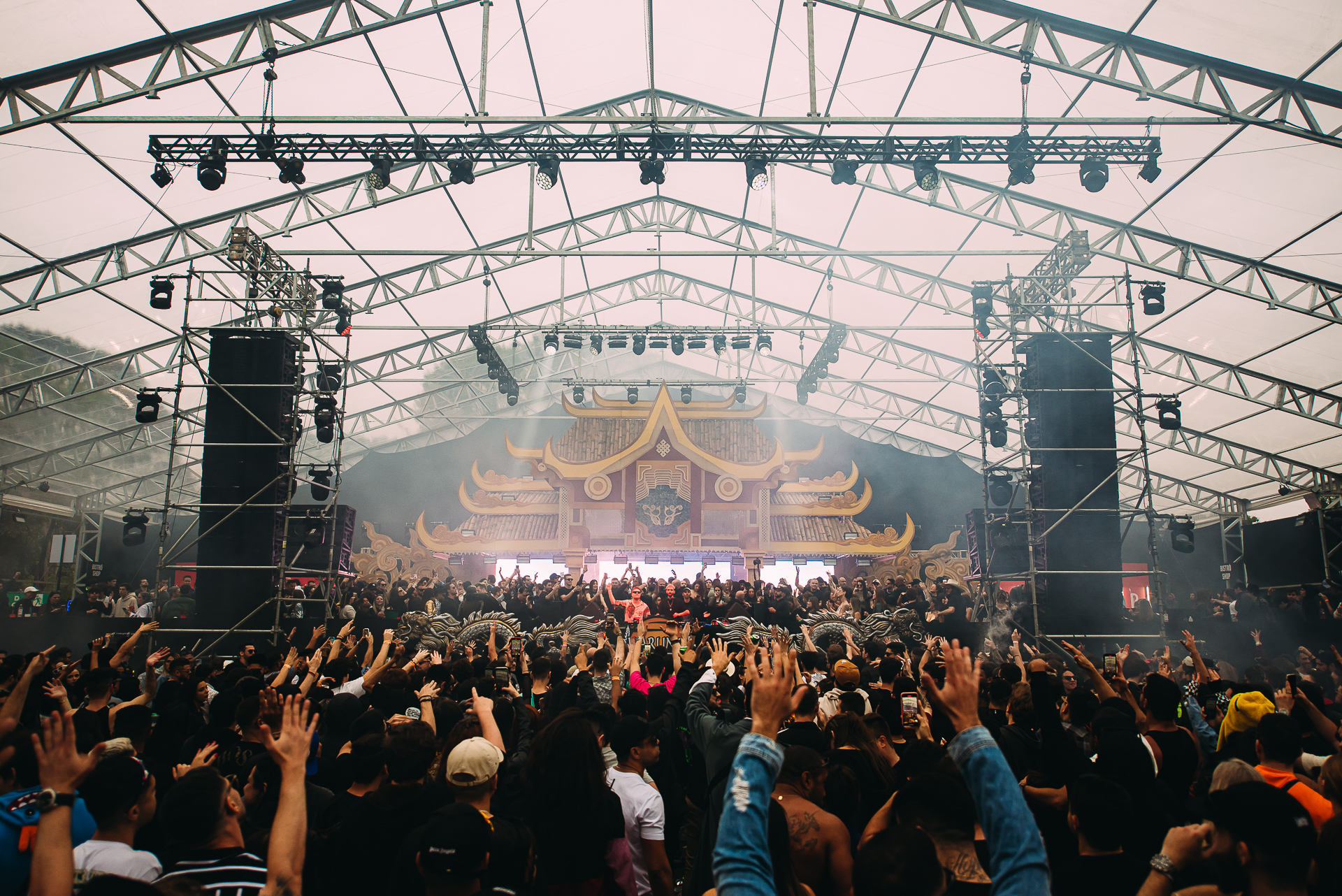 Warung Tour | Saiba tudo sobre a agenda de festas