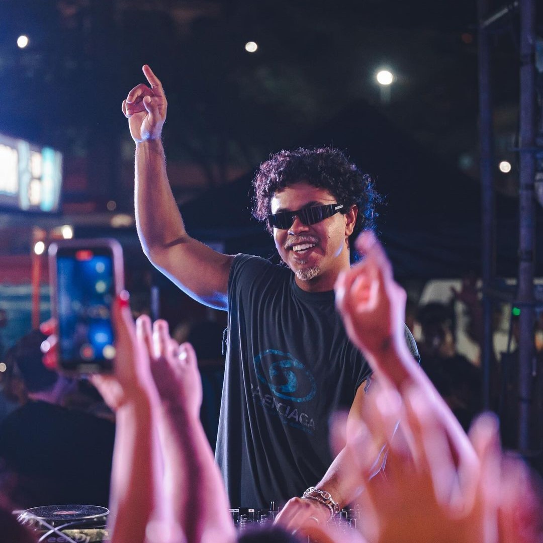 Victor Lou chega com o projeto Summer All Day em Brasília