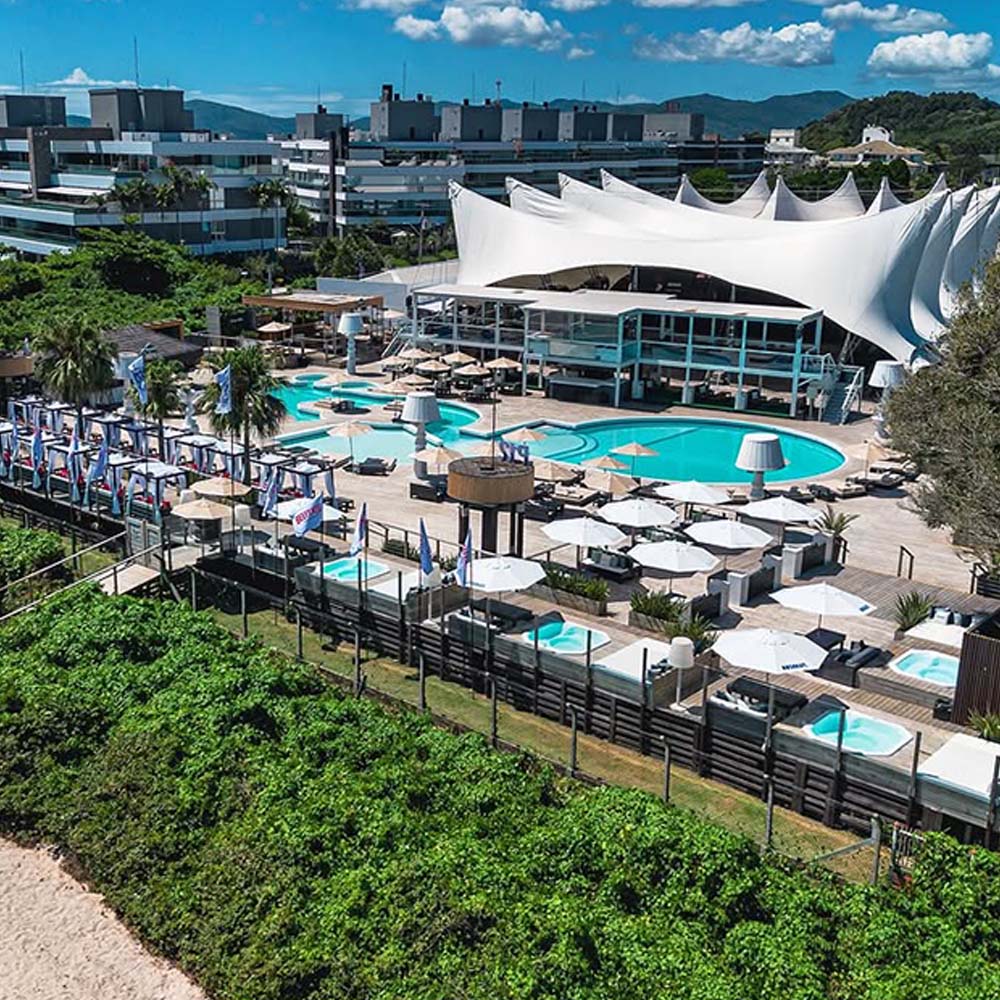 P12 Jurerê | Conheça tudo sobre o Beach Club de Jurerê Internacional