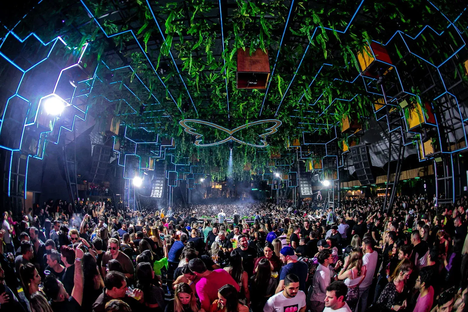 Greenvalley é eleito 2º melhor club do mundo e 1º da América Latina pela DJ Mag