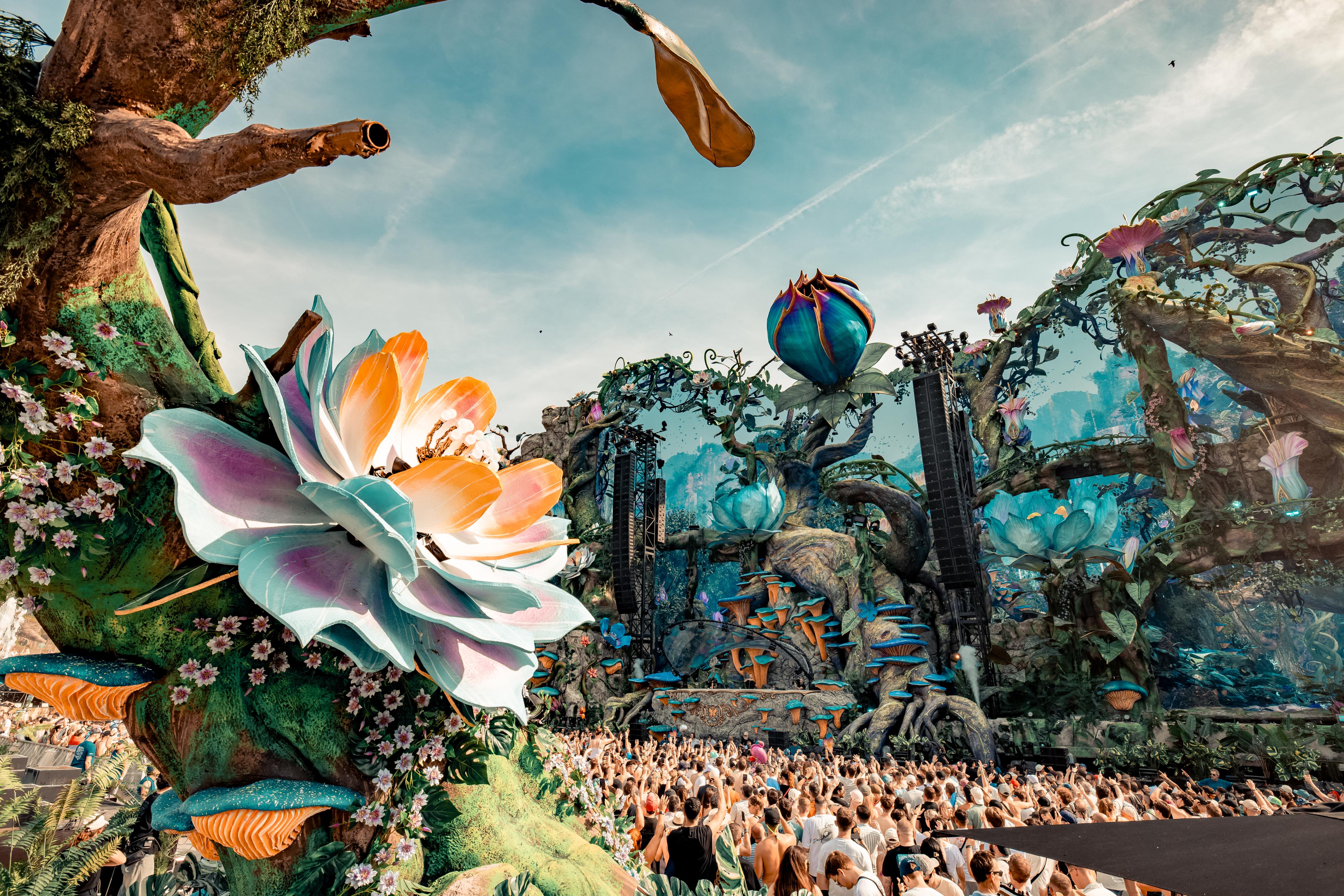 Tomorrowland Brasil | Pacotes de hospedagem e transporte com desconto