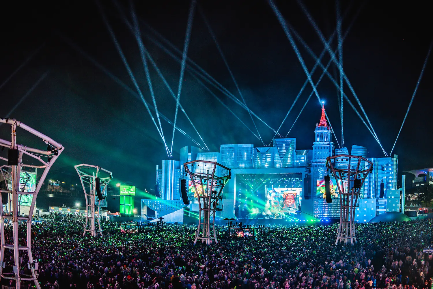 Club Social e Trident consolidam presença no território da música como apoiadores oficiais do The Town 2025