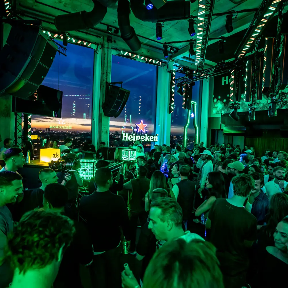 Heineken promove festa de abertura gratuita no ADE dando início à conferência em Amsterdam