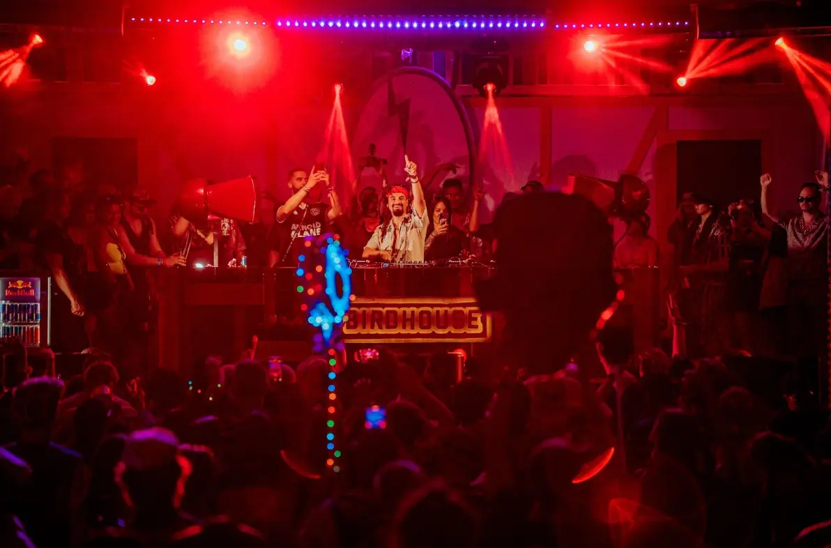 Entenda a forte relação de DJ Glen com a Dirtybird e sua influência para a vinda da gravadora ao Brasil