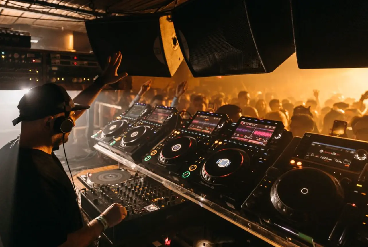 Surreal Park anuncia evento especial em parceria com Beatport com East End Dubs