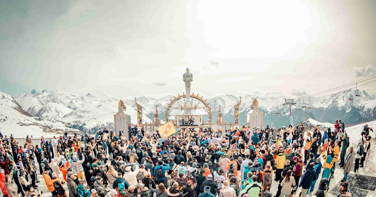 Está rolando! Veja como está sendo o Tomorrowland Winter 2026 nas montanhas da França