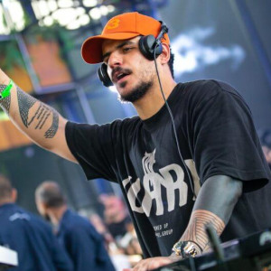 Vintage Culture e Wesley Safadão na mesma semana: o line-up do Réveillon Saudade