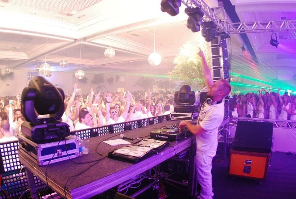 A White Party Deep, uma das maiores festa do branco de São Paulo está de volta!