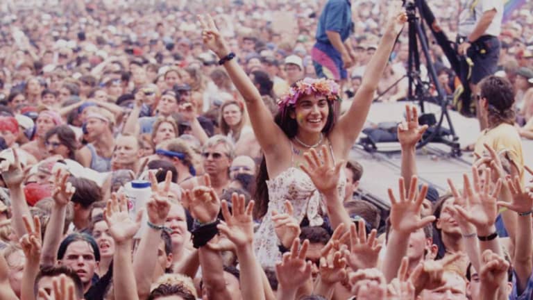 Comemorando 50 anos, icônico festival Woodstock é confirmado para 2019