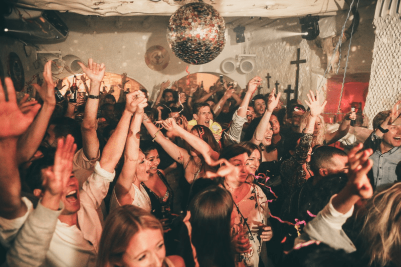 O DJ e produtor Fell Reis compartilha 5 “secret spots” de Ibiza
