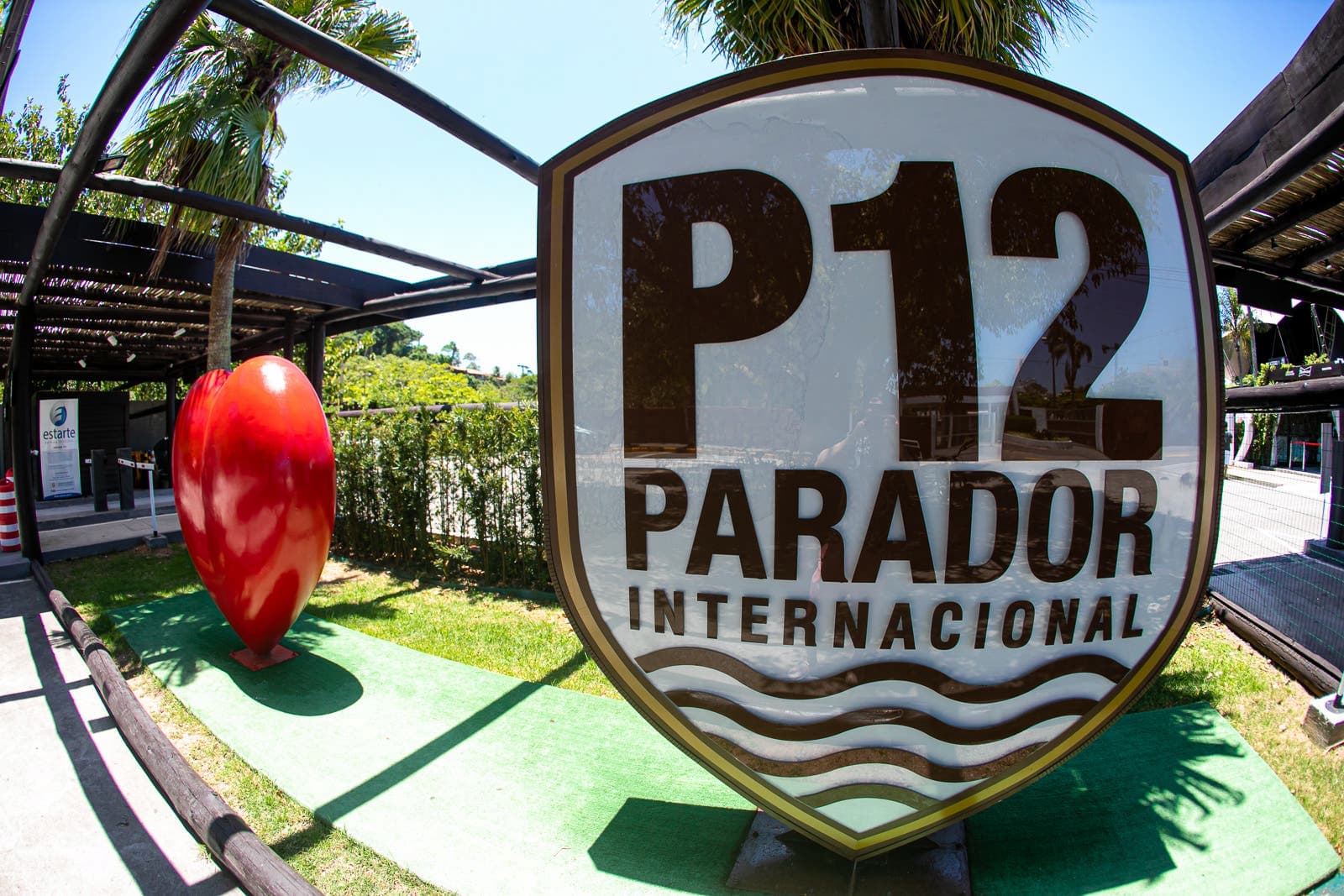 P12 apresenta programação com grandes nomes para o Hot Summer 2022